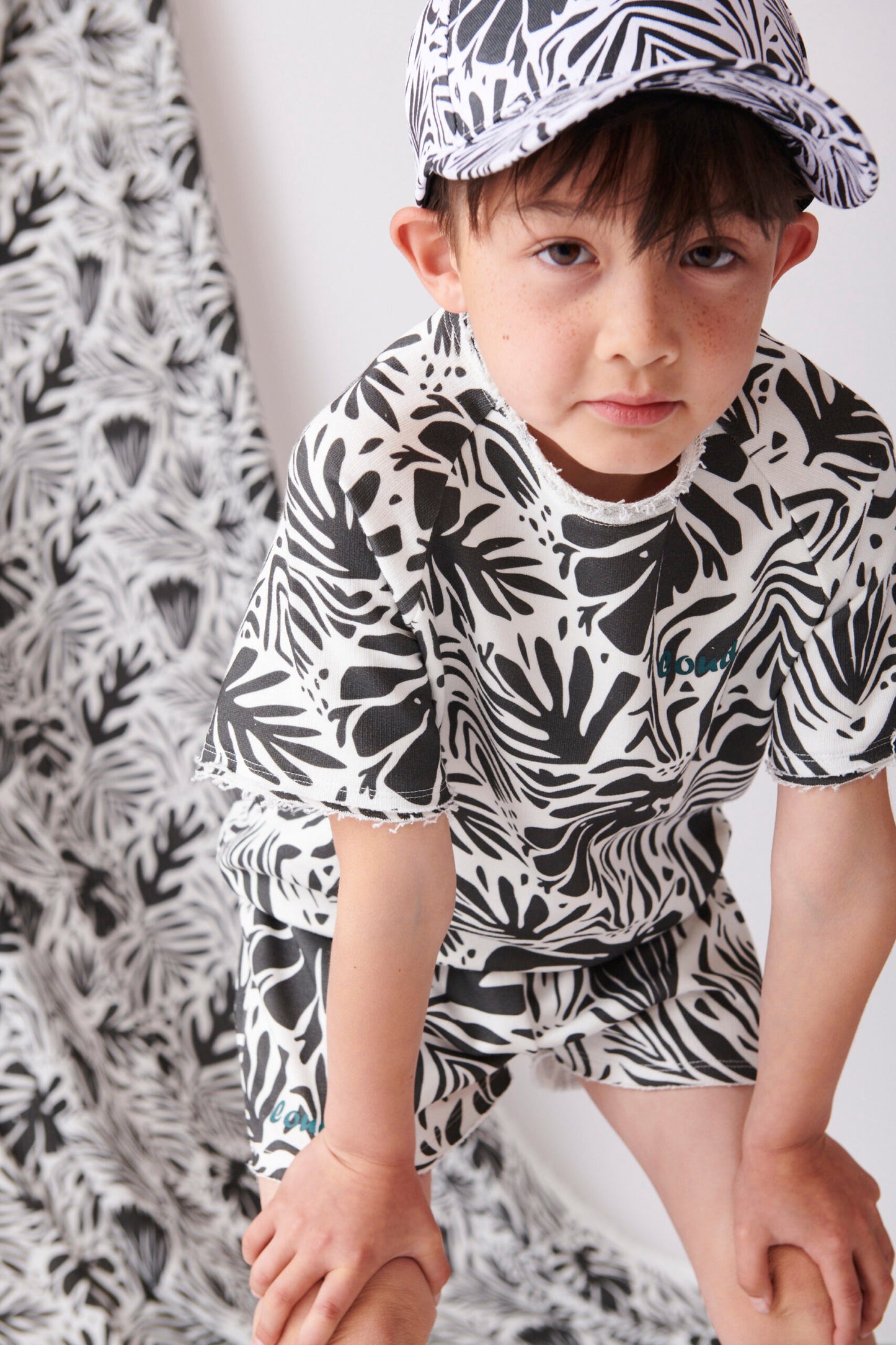 MOANA - Floral Abstract AOP Top Raglan