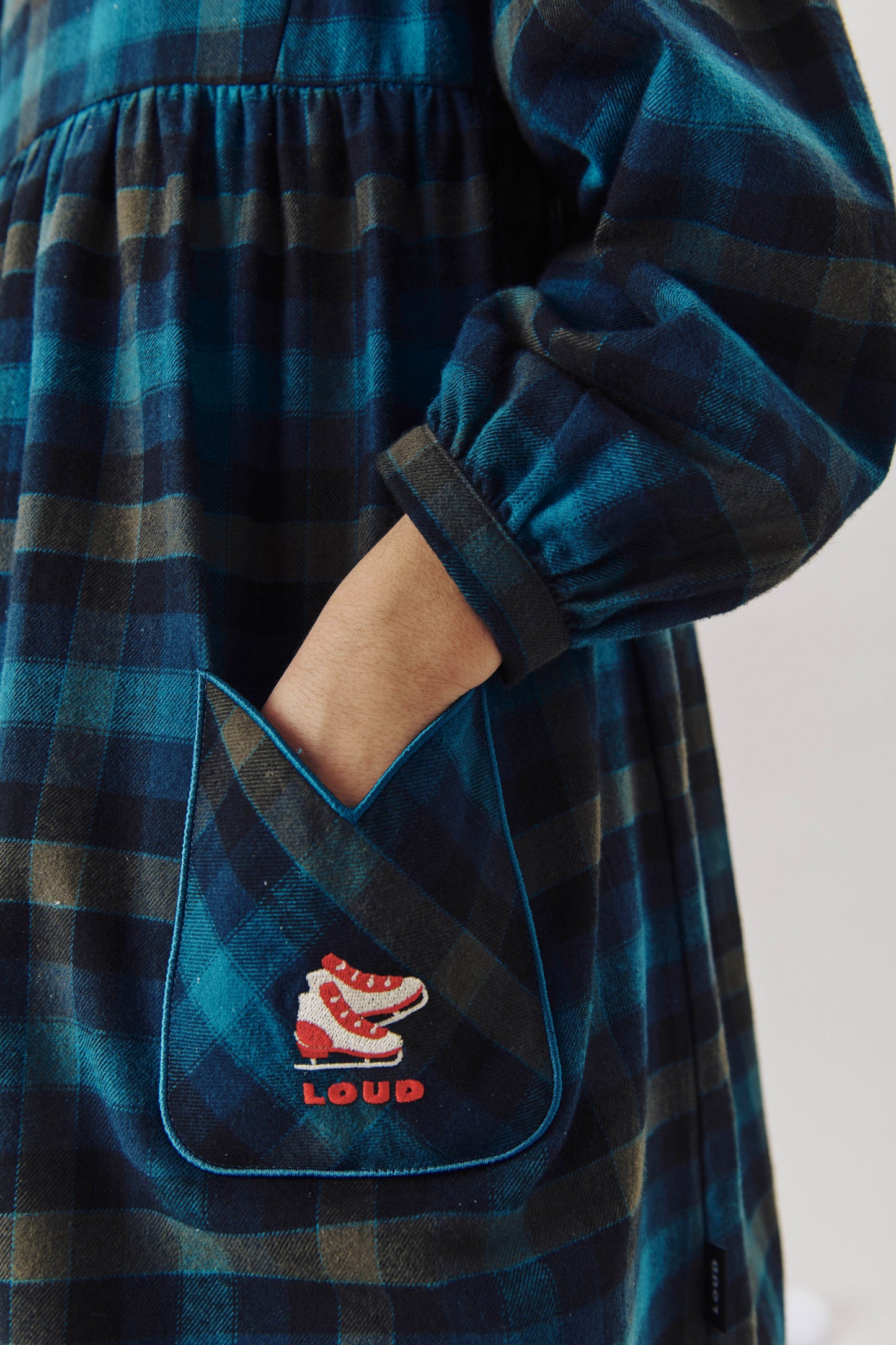 HUT - CHECK DRESS puff sleeve tulip pockets, Ice Skate embroidery logo