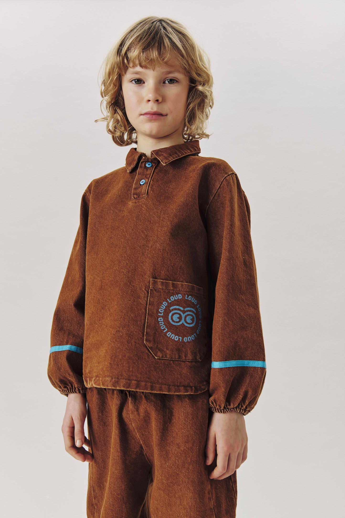 TAIL - CHOCO SHIRT loose fit, collar and front pocket, contrast tape sleeve, circle LOUD eyes logo print